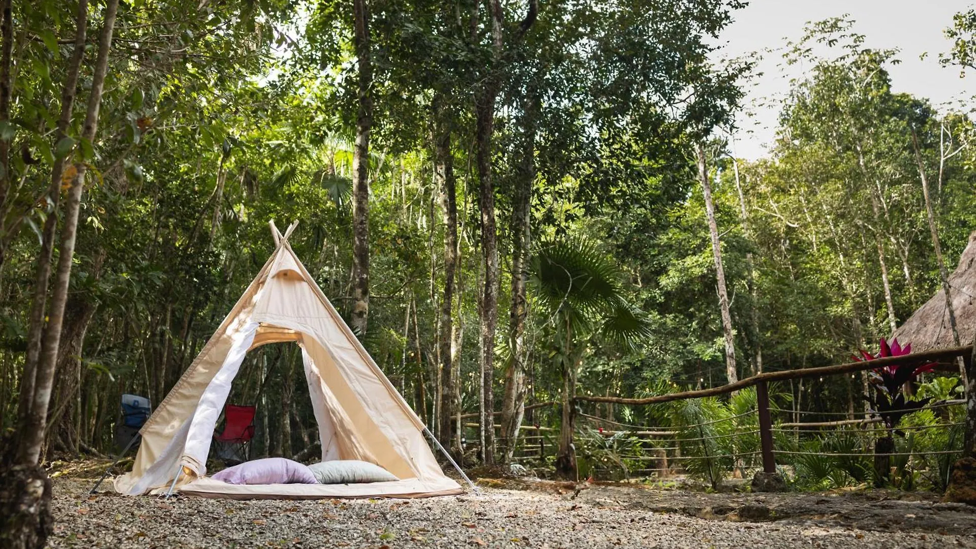 Chéel Cabañas&Camping Puerto Morelos México