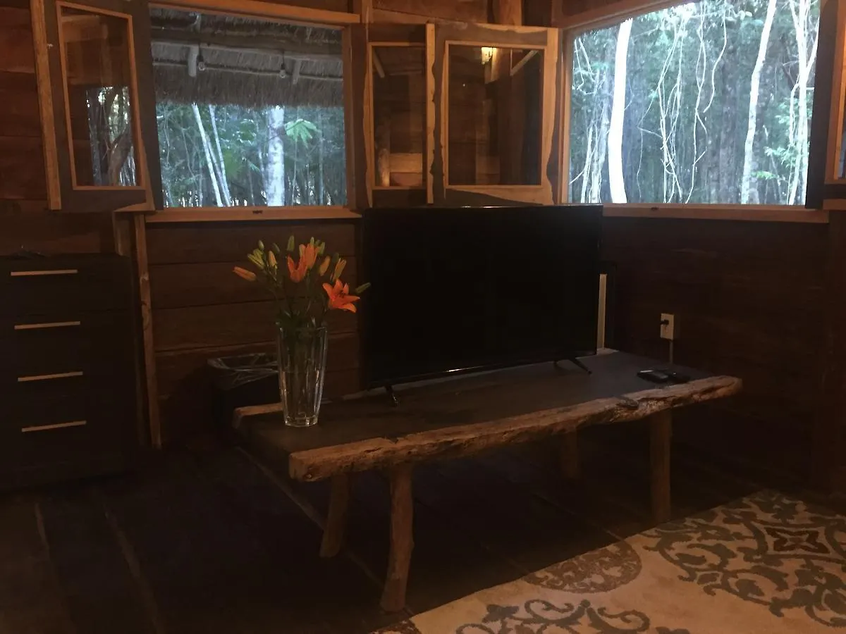 Cheel Lodge & Camping Puerto Morelos