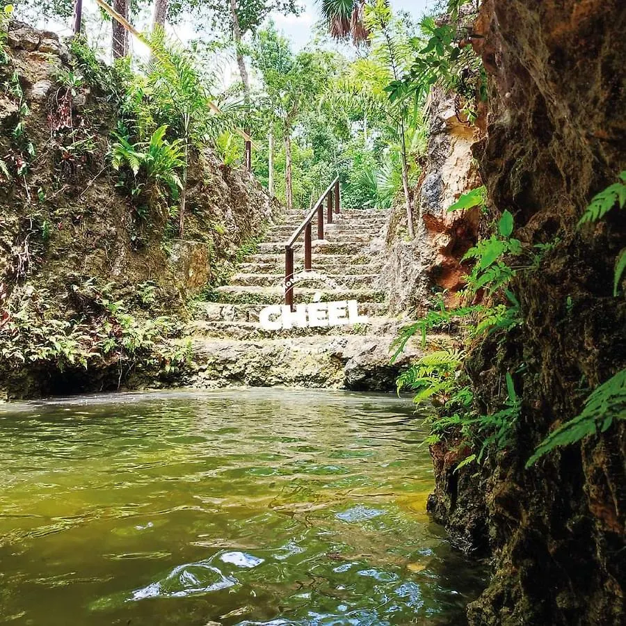 Cheel Lodge & Camping Puerto Morelos Mexico