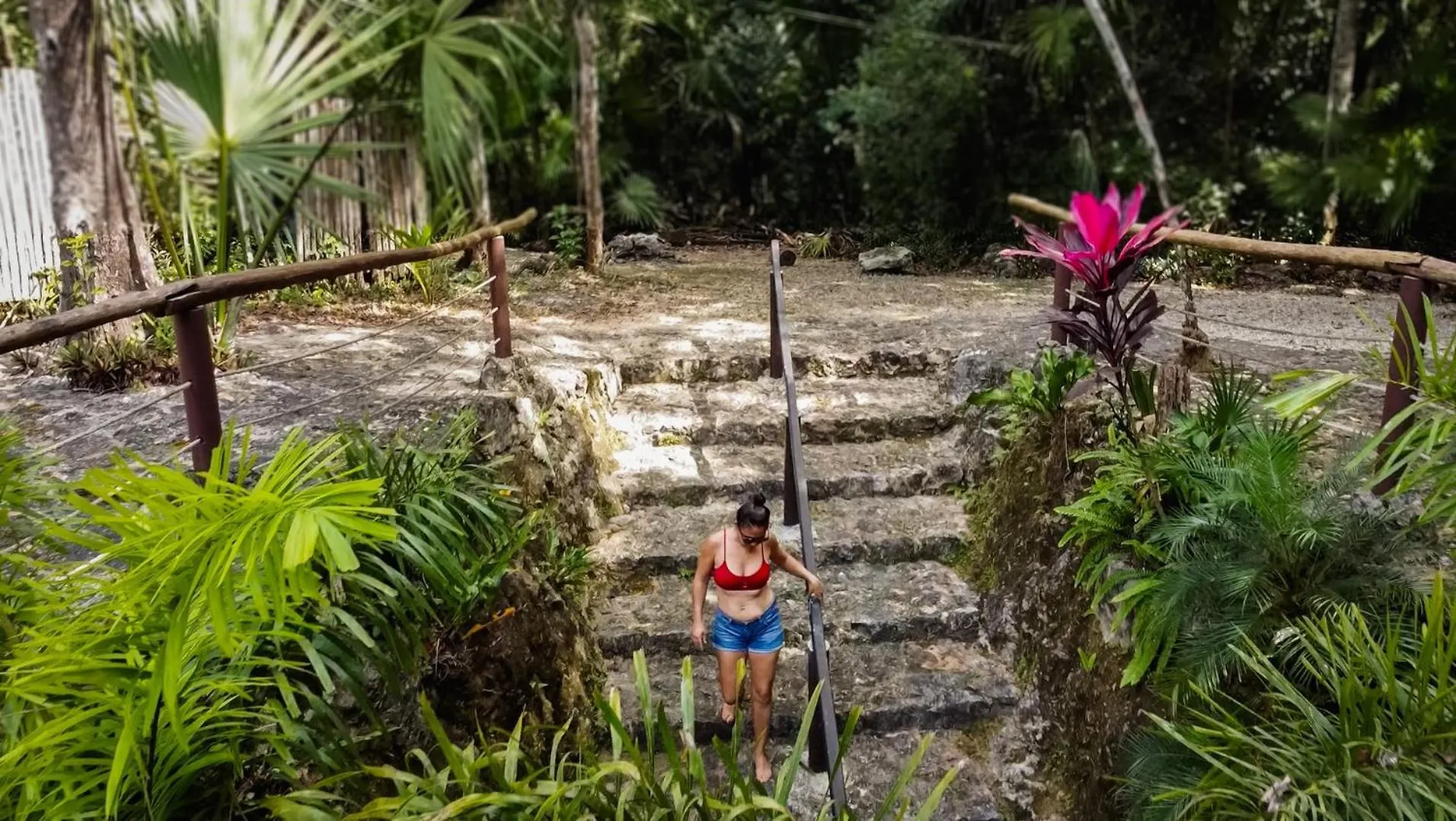 Cheel Lodge & Camping Puerto Morelos